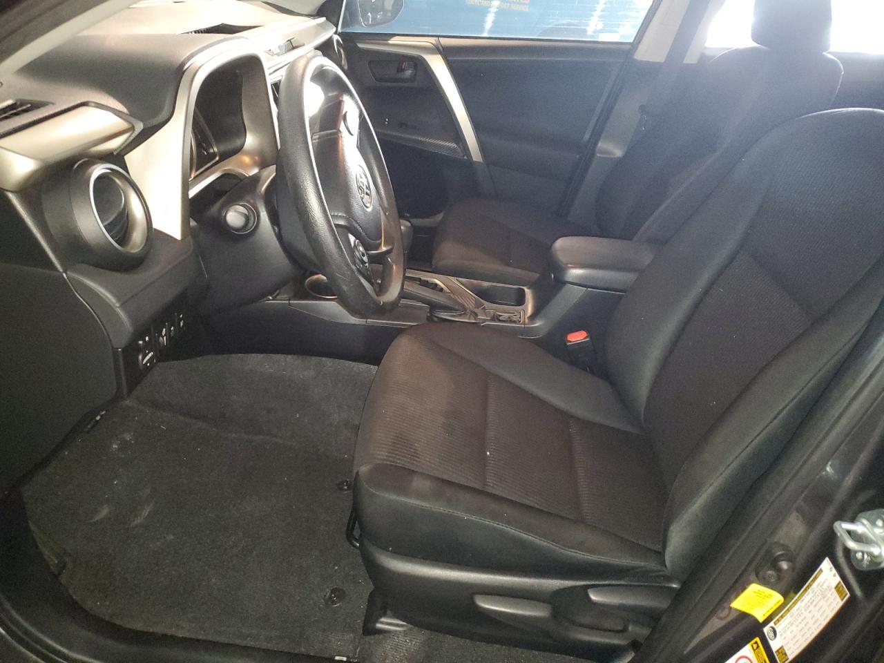 2015 Toyota RAV 4 - Image 7