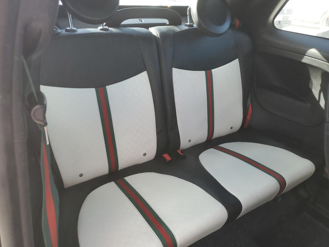 2012 Fiat 500 - Image 10