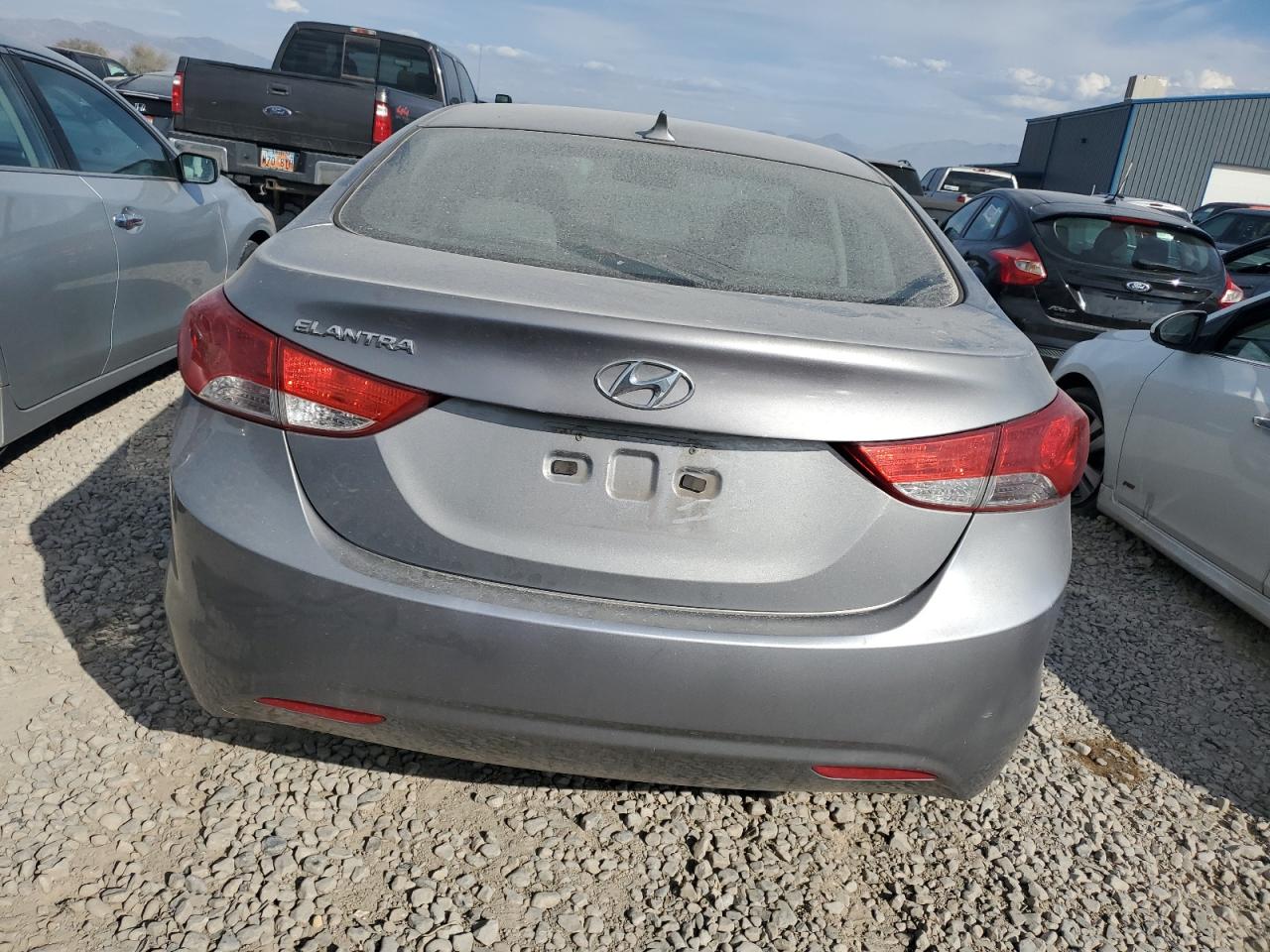 KMHDH4AE0DU936318 2013 Hyundai Elantra Gls