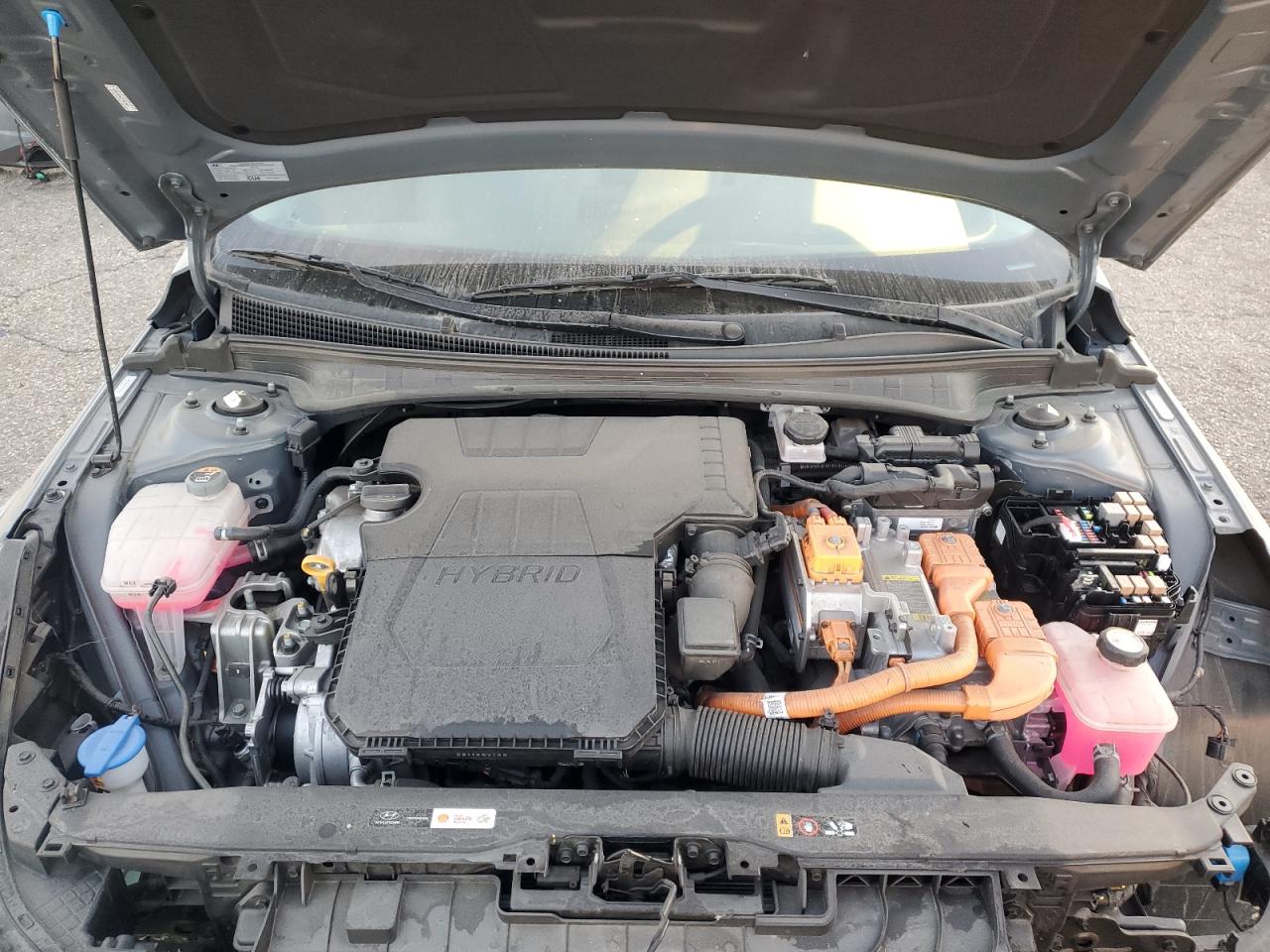 2022 Hyundai Elantra - Image 11