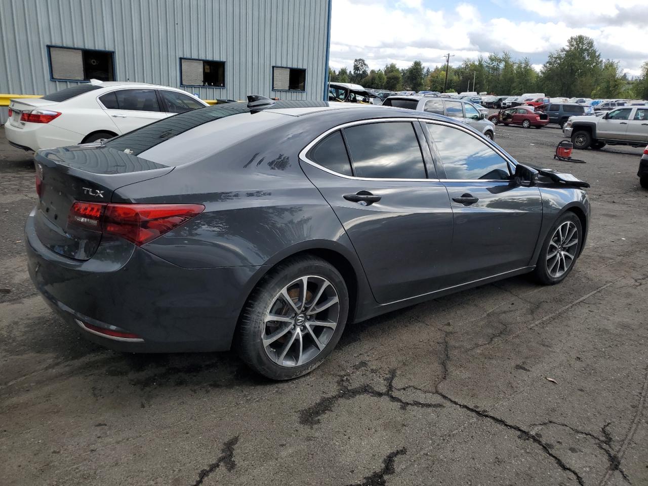 2016 Acura TLX - Image 3
