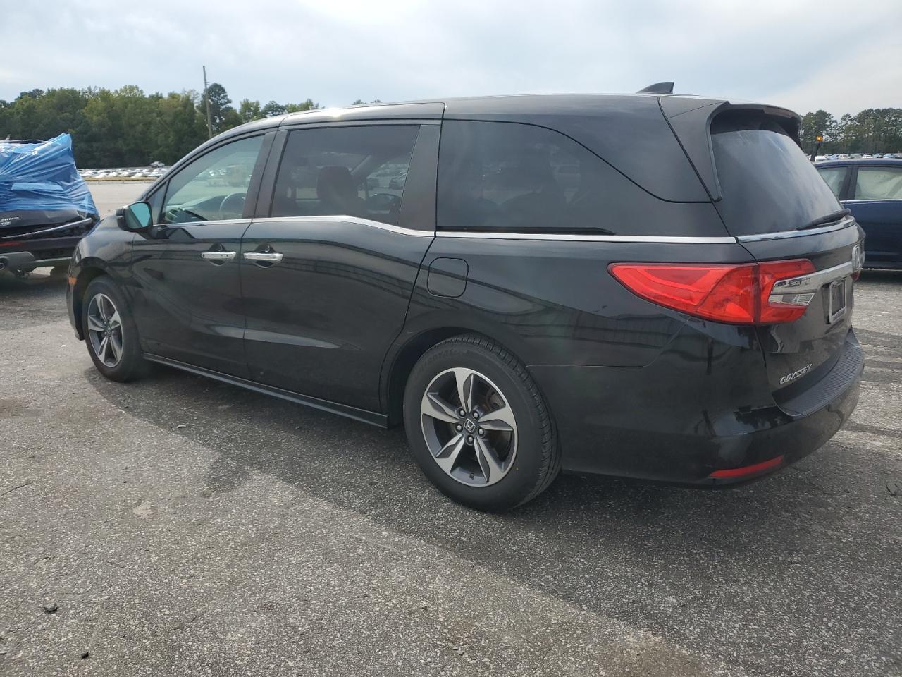 2018 Honda Odyssey - Image 2
