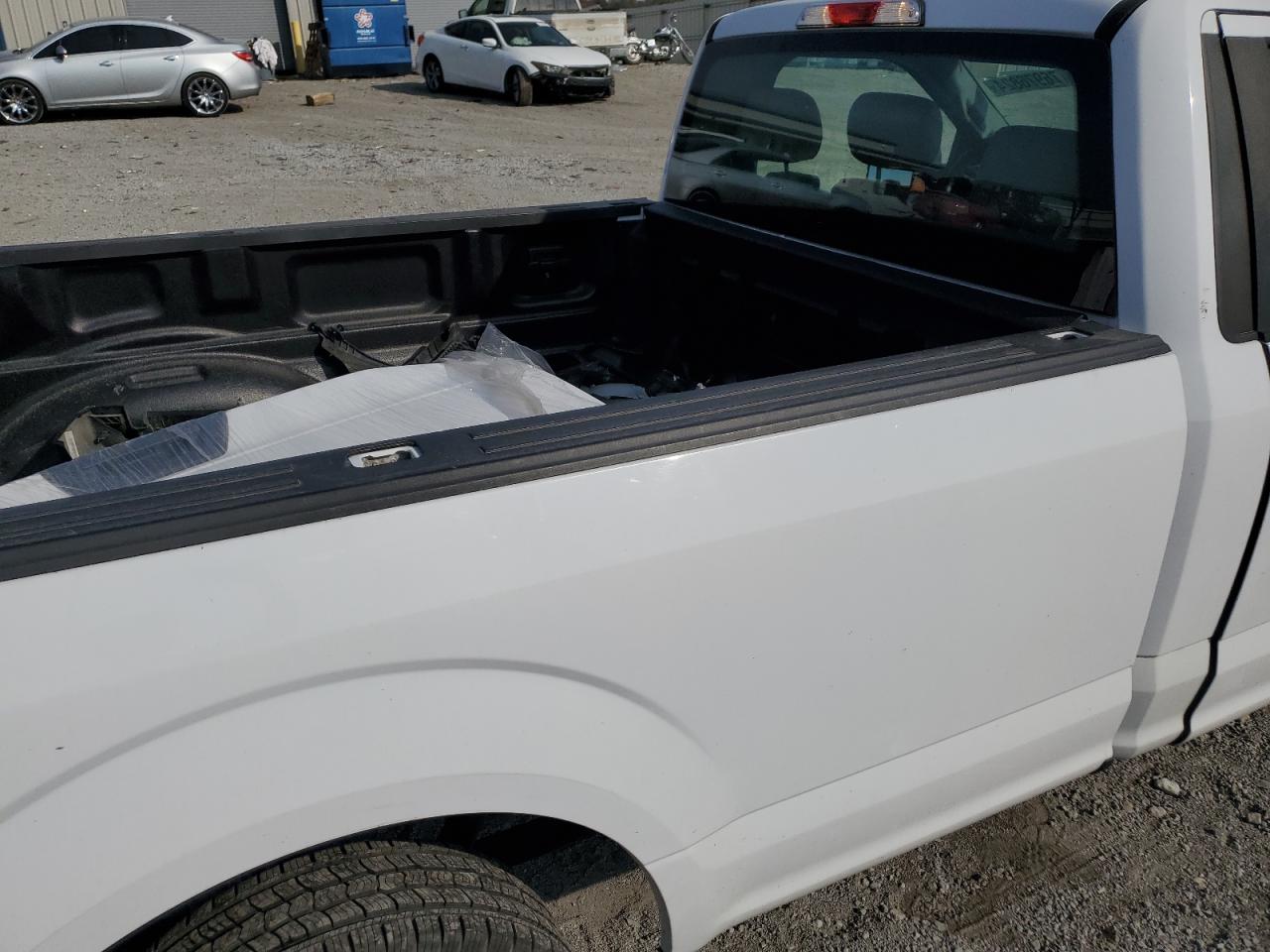 2016 Ford F150 VIN: 1FTMF1C81GKG03996 Lot: 76976824