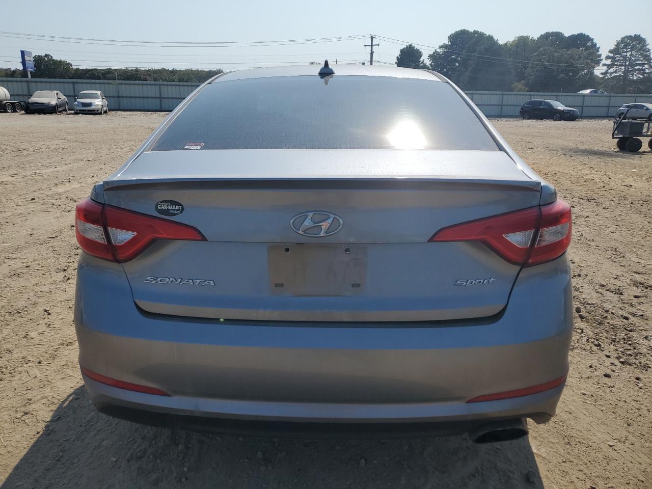 2015 Hyundai Sonata - Image 6