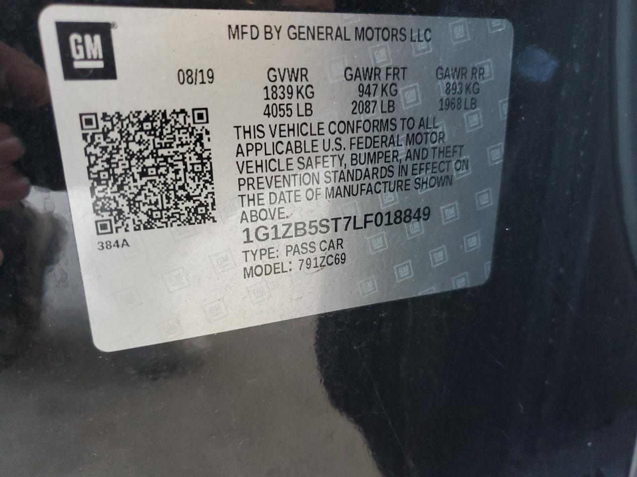 2020 Chevrolet Malibu - Image 12