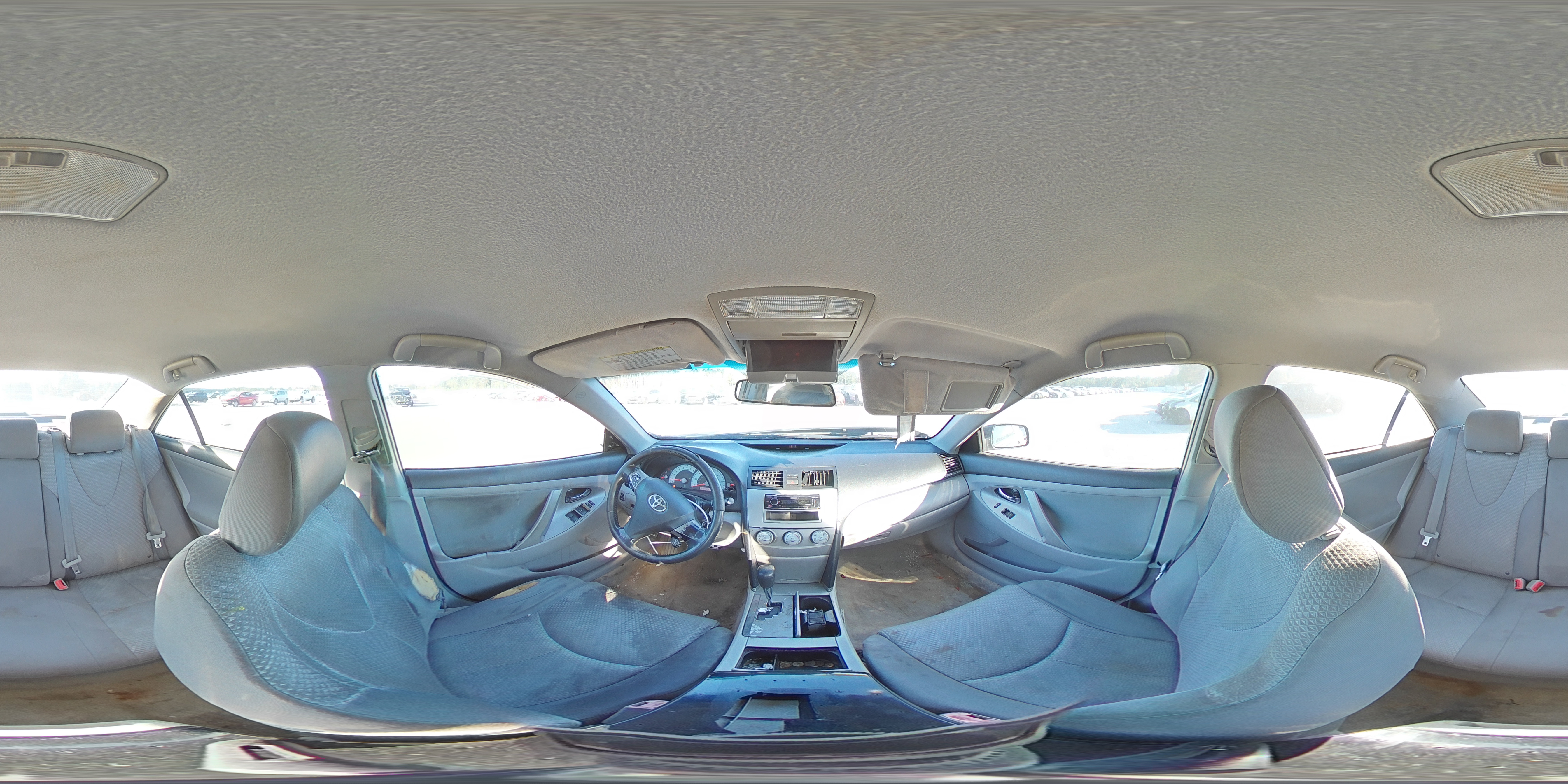 2011 Toyota Camry - Image 13