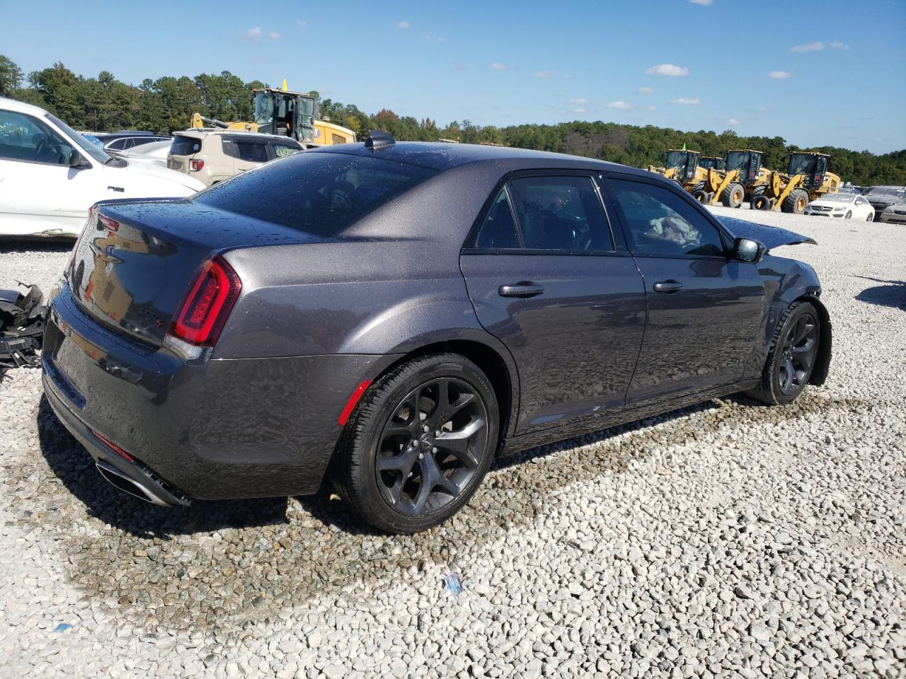 2021 Chrysler 300 - Image 3