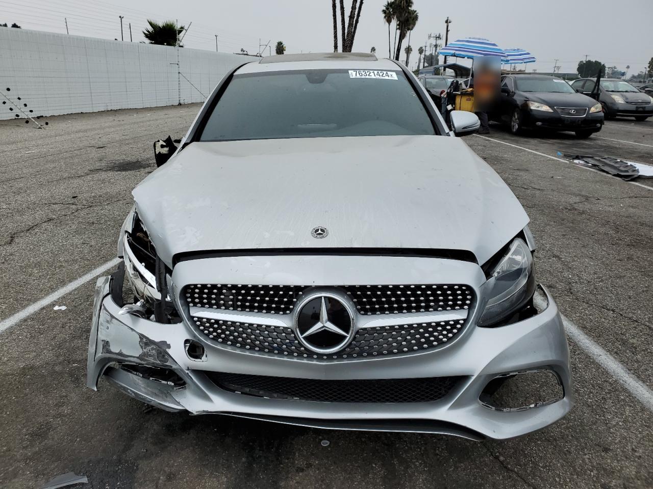 VIN 55SWF4JB9JU282026 2018 MERCEDES-BENZ C-CLASS no.5