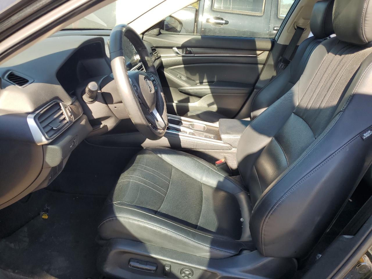2018 Honda Accord - Image 7