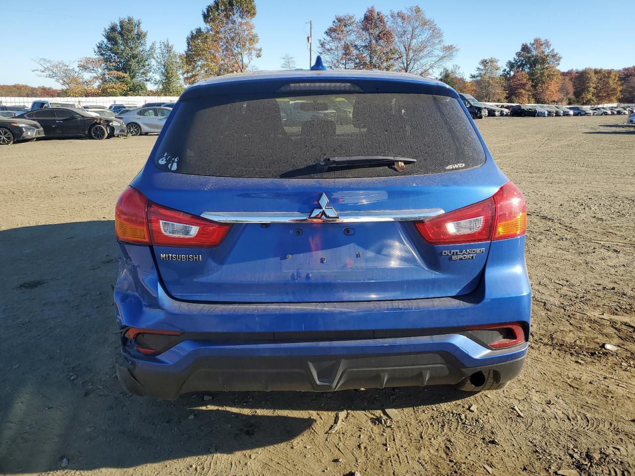 2018 Mitsubishi Outlander Sport Es VIN: JA4AR3AU0JU021058 Lot: 77185964