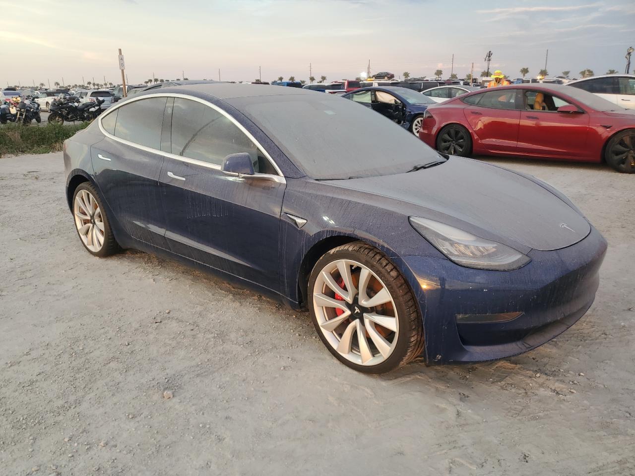 2018 Tesla Model 3 VIN: 5YJ3E1EBXJF055721 Lot: 74964334