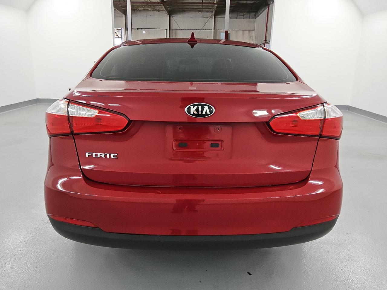 2016 Kia Forte Lx VIN: KNAFK4A60G5611638 Lot: 75340004