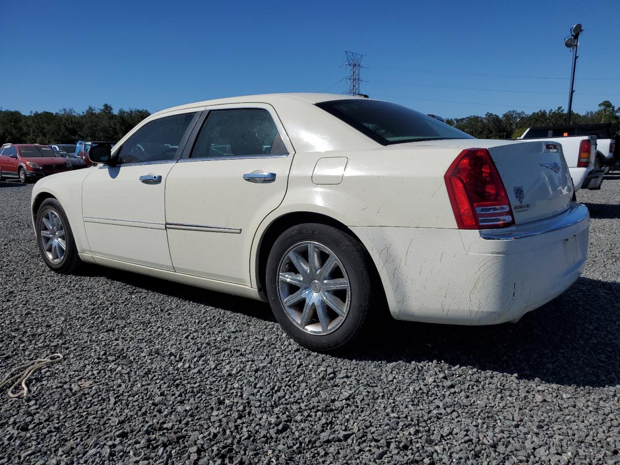 2009 Chrysler 300 - Image 2
