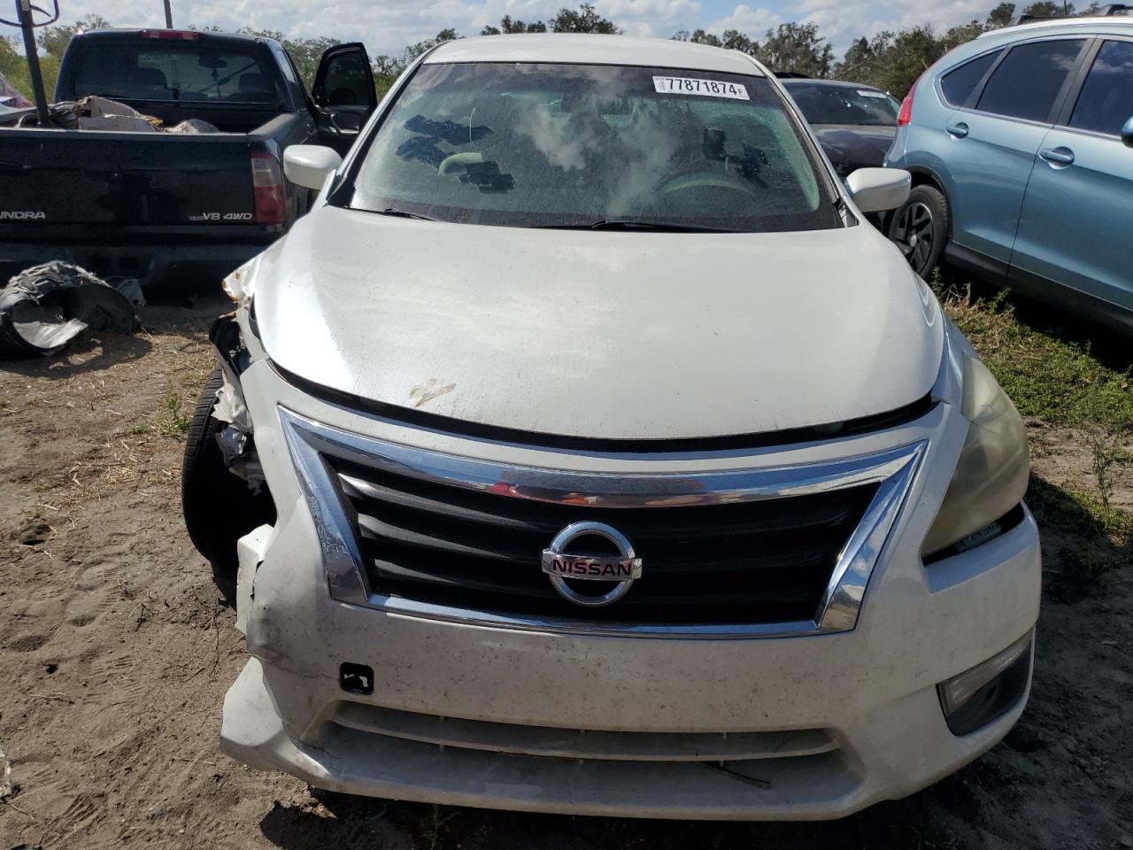 2014 Nissan Altima - Image 5