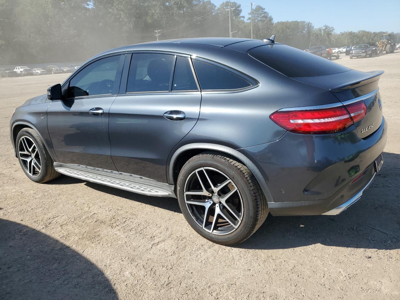 4JGED6EB3GA025806 2016 MERCEDES-BENZ GLE - Image 2