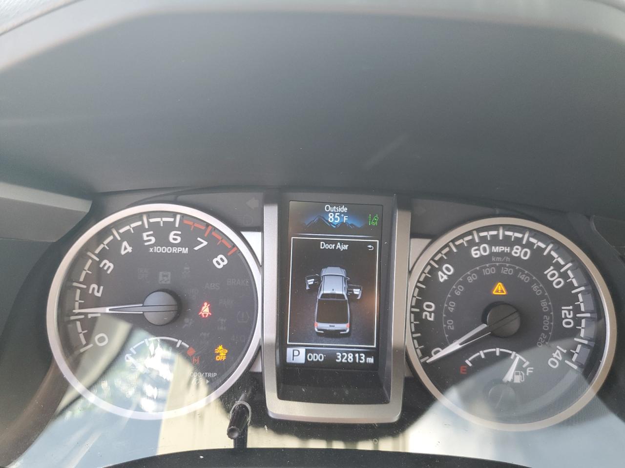 2022 Toyota Tacoma - Image 9
