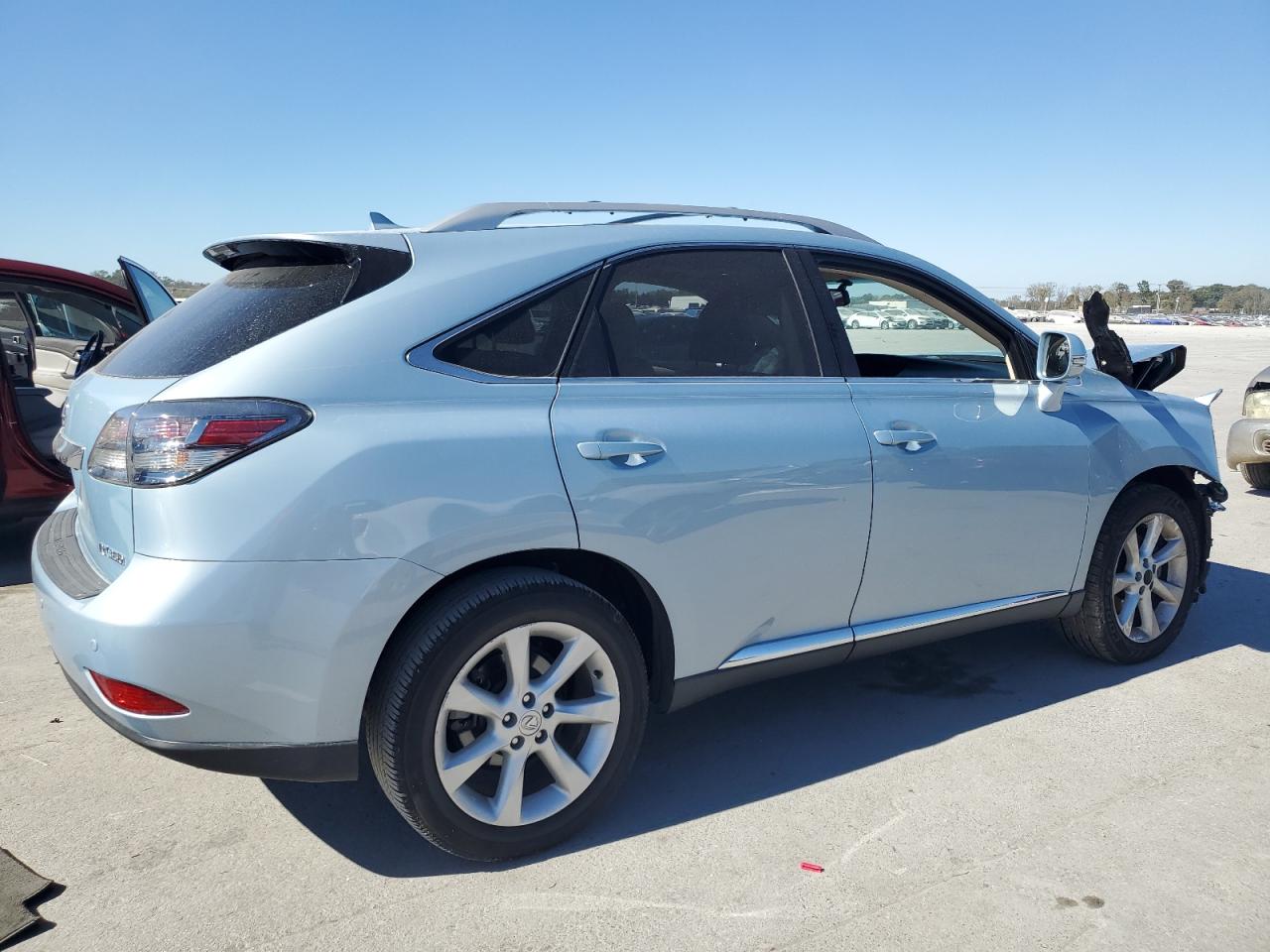 2010 Lexus RX - Image 3
