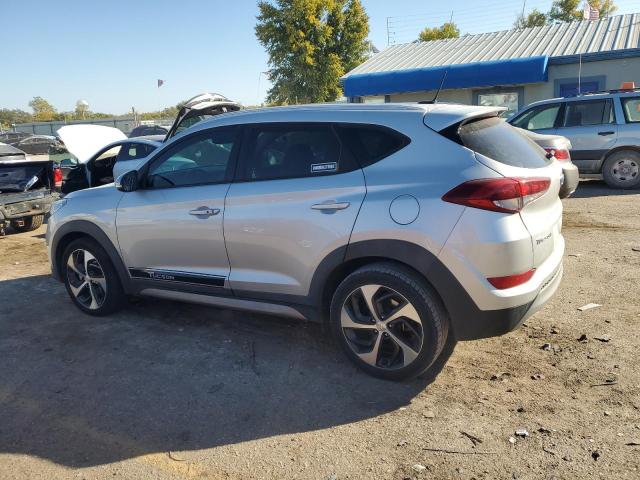  HYUNDAI TUCSON 2017 Серебристый