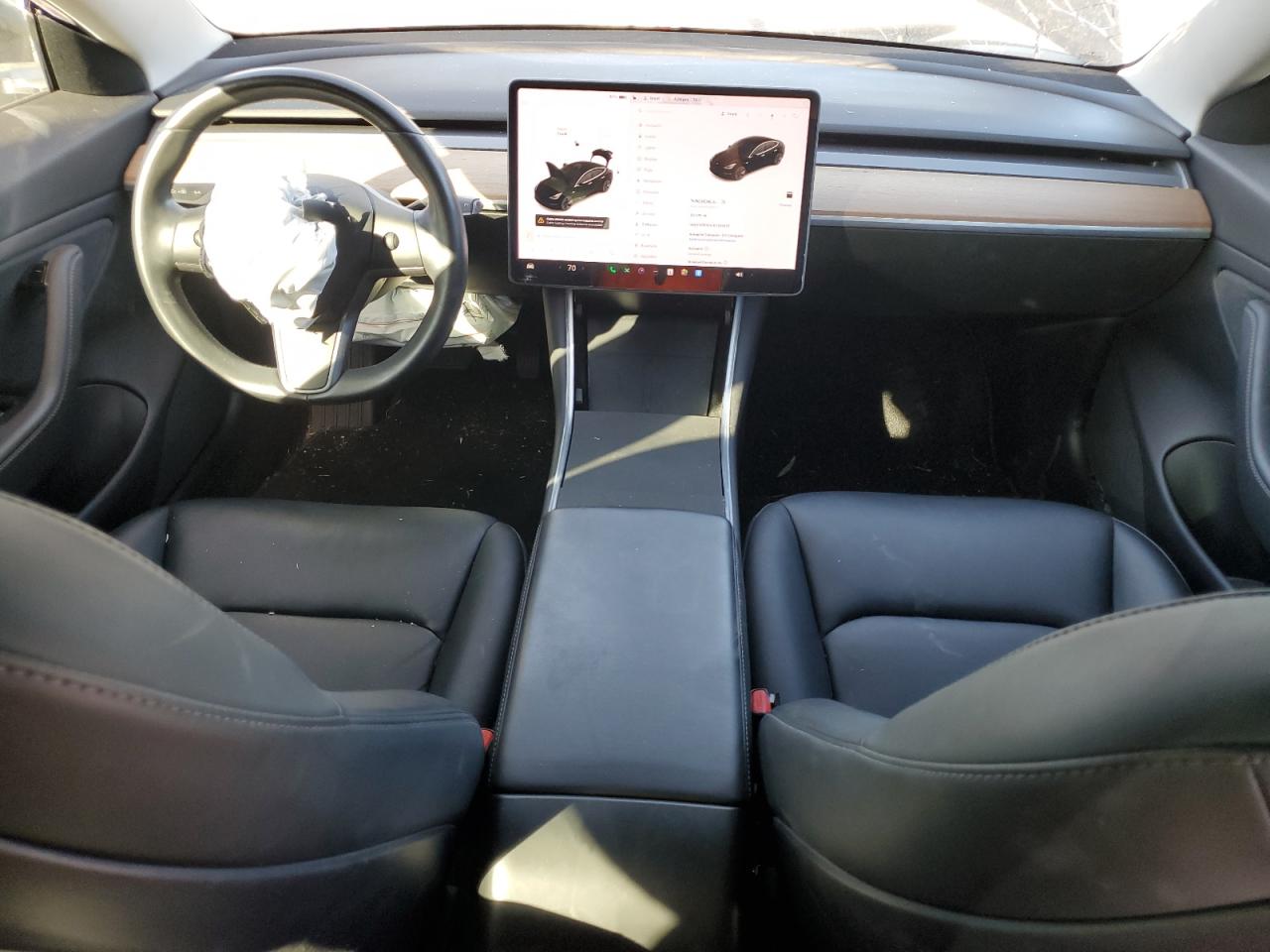 5YJ3E1EA5KF304676 2019 Tesla Model 3