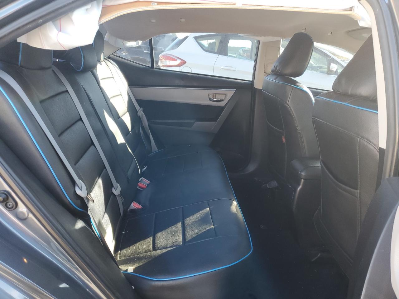 2014 Toyota Corolla - Image 11