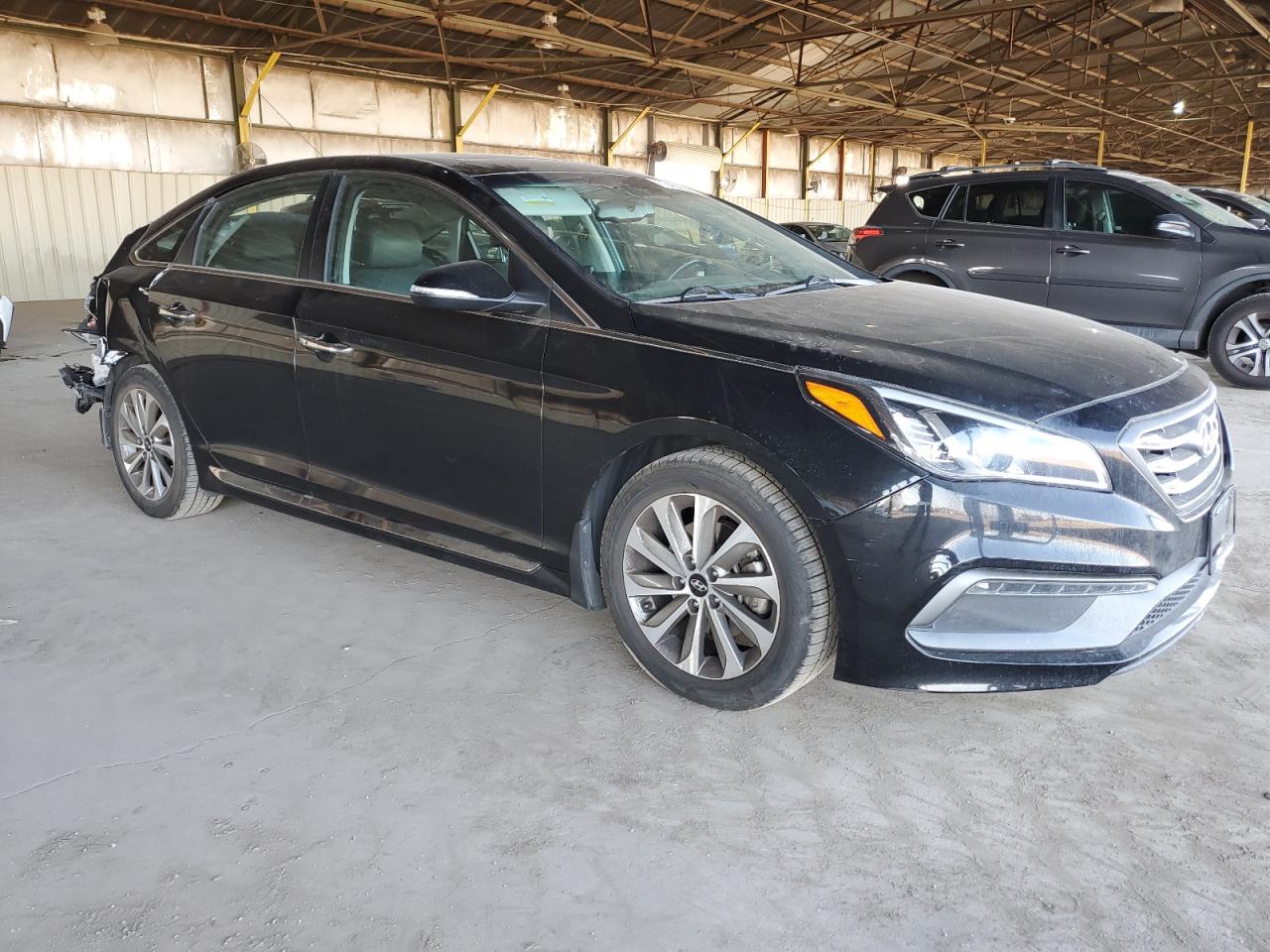 2017 Hyundai Sonata - Image 4