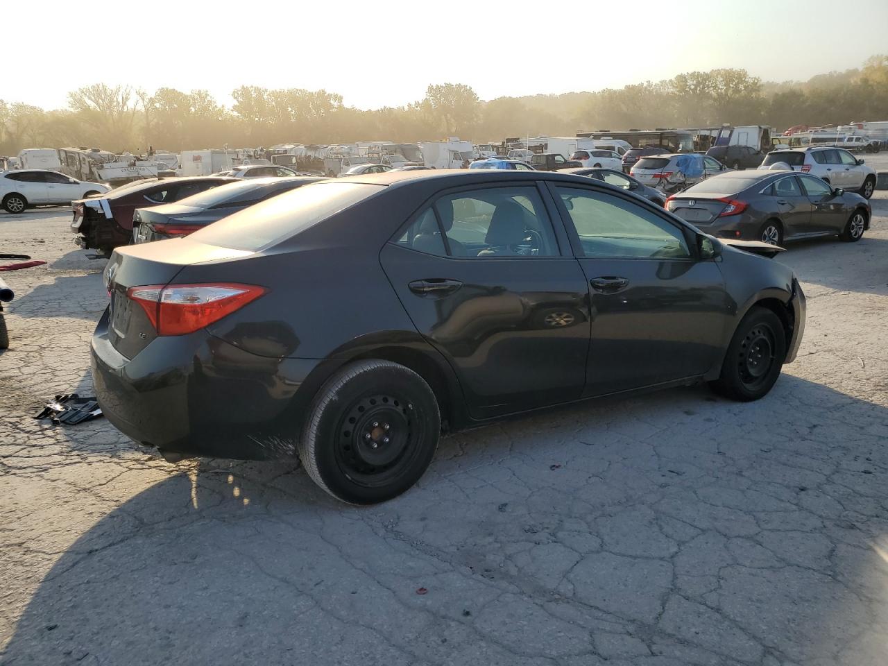 2015 Toyota Corolla - Image 3