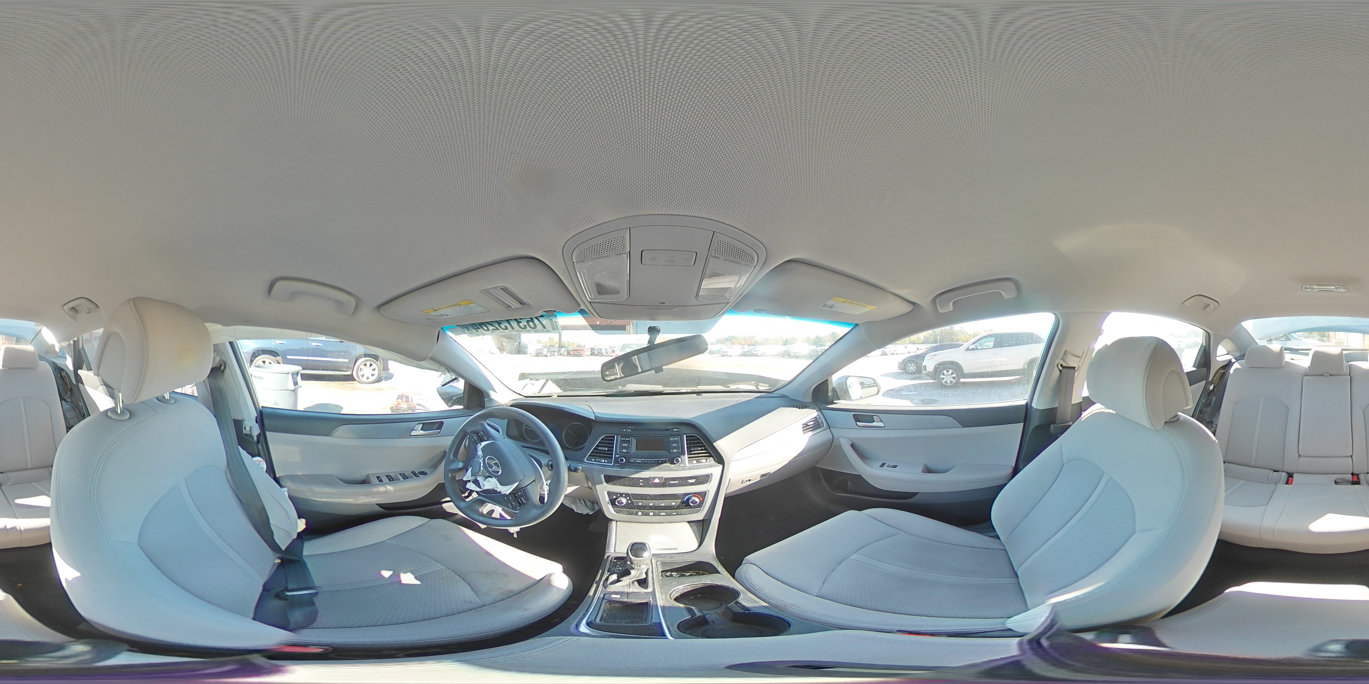 2017 Hyundai Sonata - Image 13