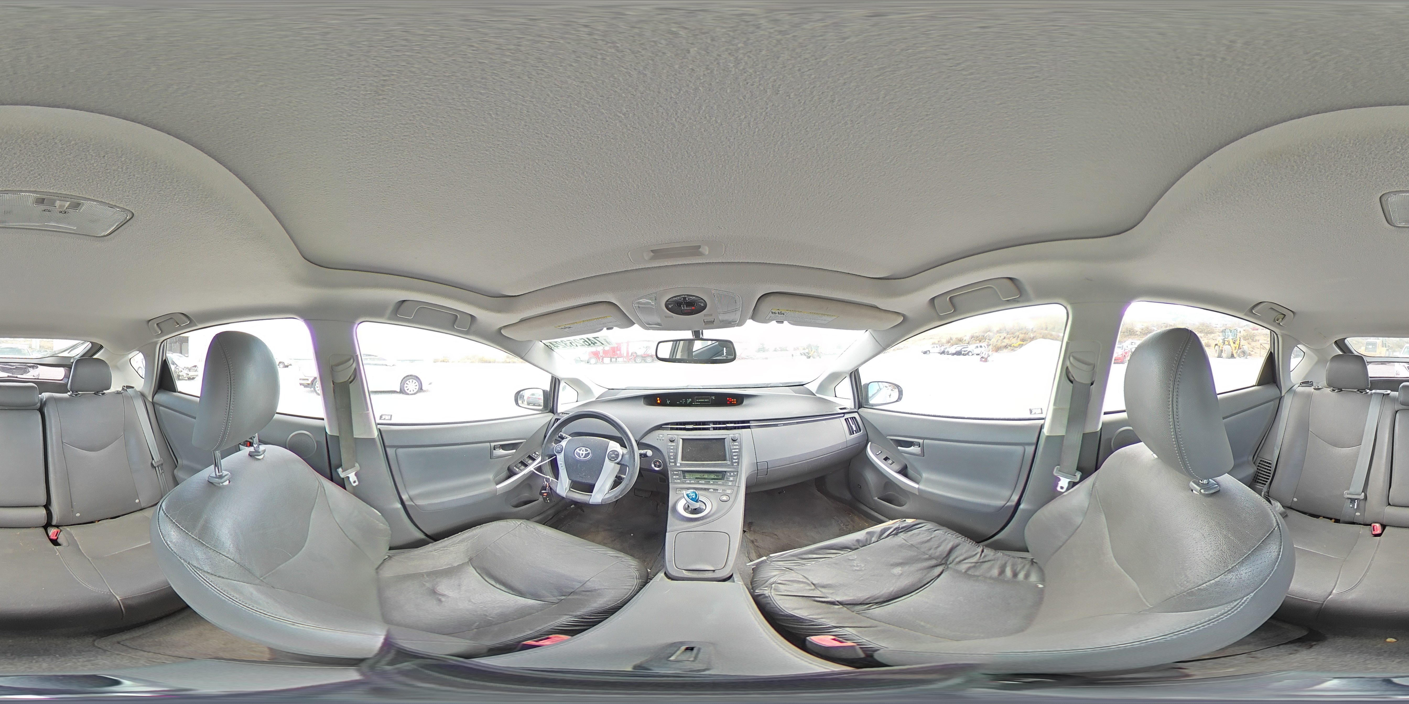 2010 Toyota Prius - Image 12