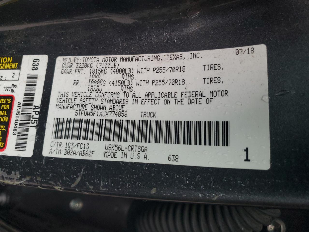 5TFUW5F1XJX774858 2018 Toyota Tundra Double Cab Sr