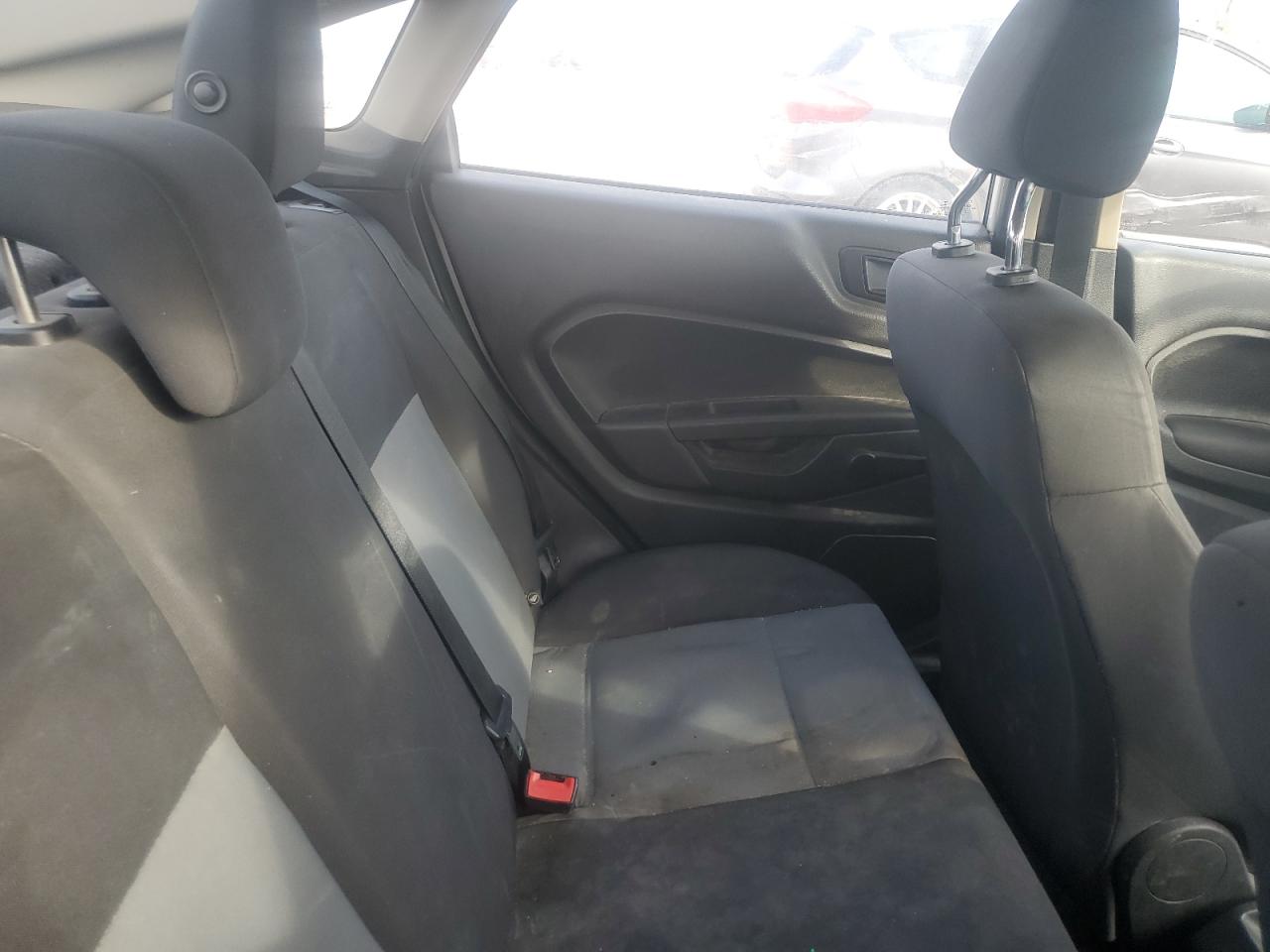 2018 Ford Fiesta - Image 10