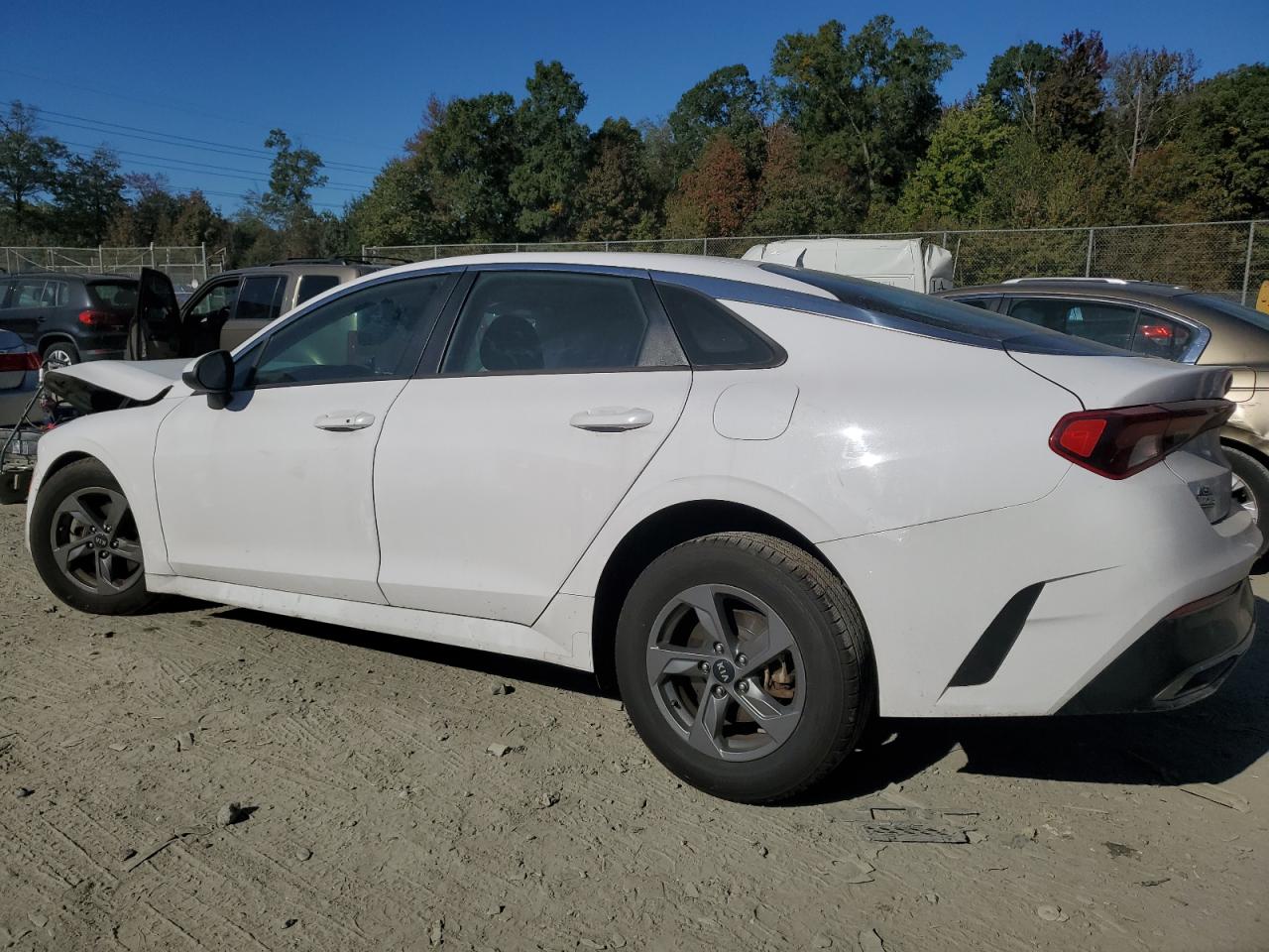 2021 Kia K5 - Image 2