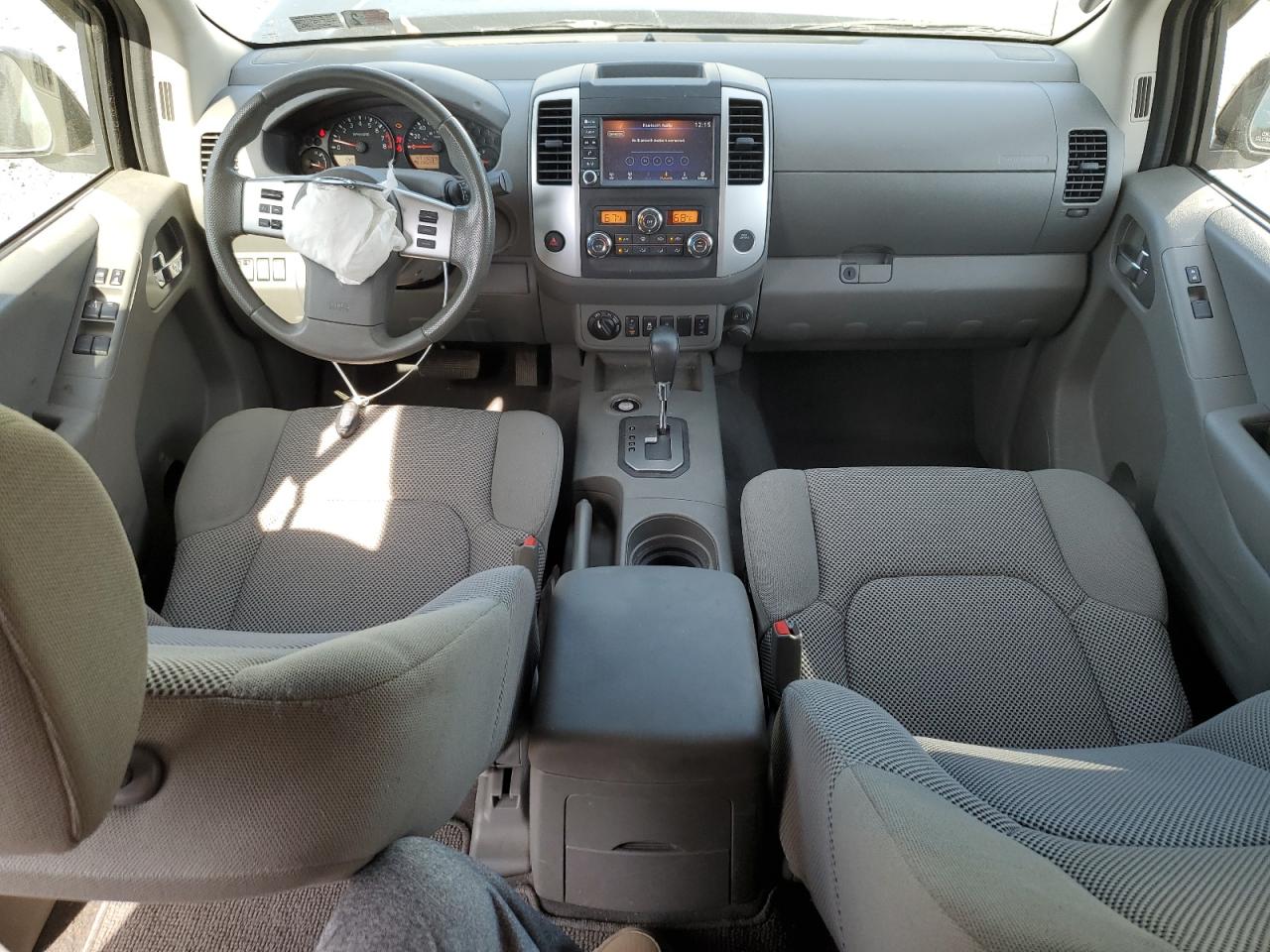 2021 Nissan Navara (Frontier) - Image 8