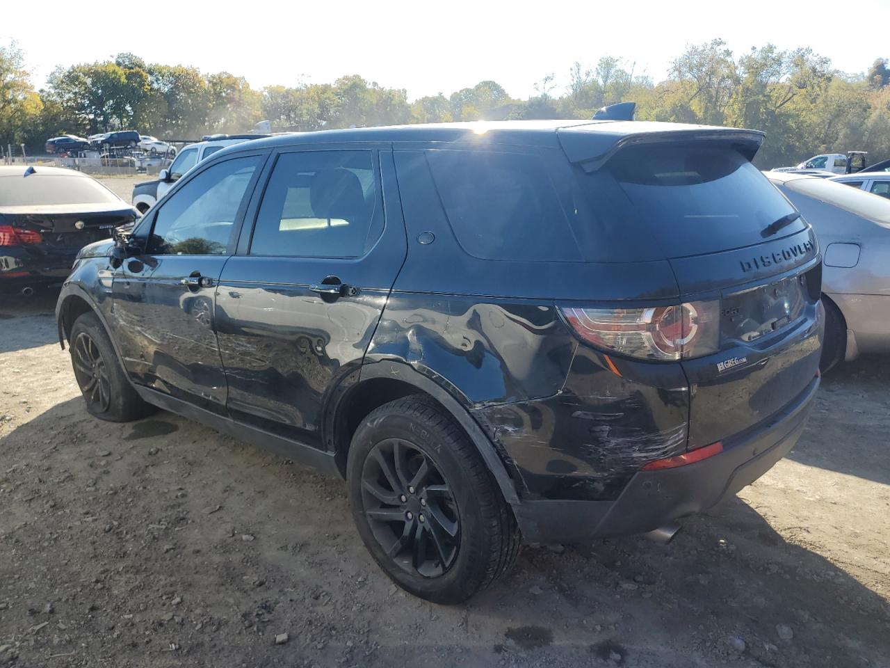 VIN SALCR2RX3JH744301 2018 LAND ROVER DISCOVERY no.2