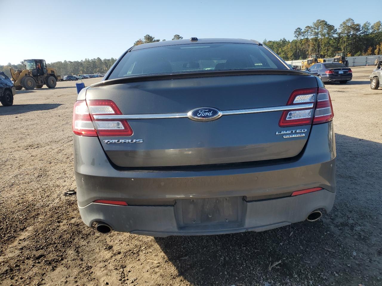 2015 Ford Taurus Limited VIN: 1FAHP2F82FG137907 Lot: 78277414