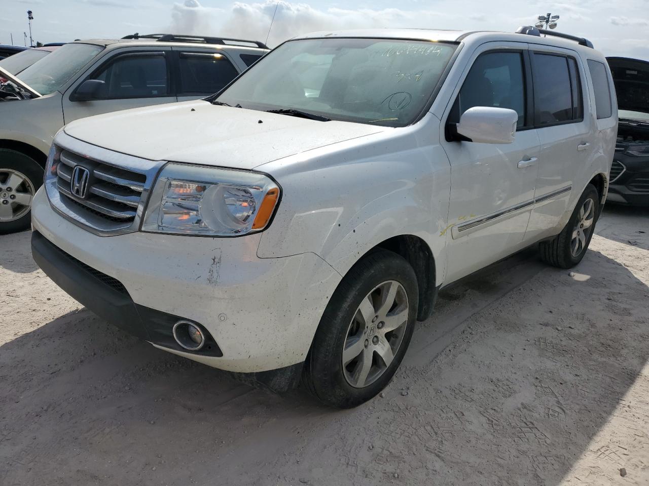 2014 Honda Pilot - Image 1