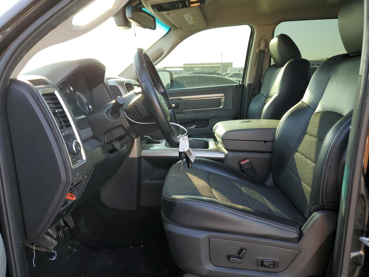 2017 RAM 1500 - Image 7