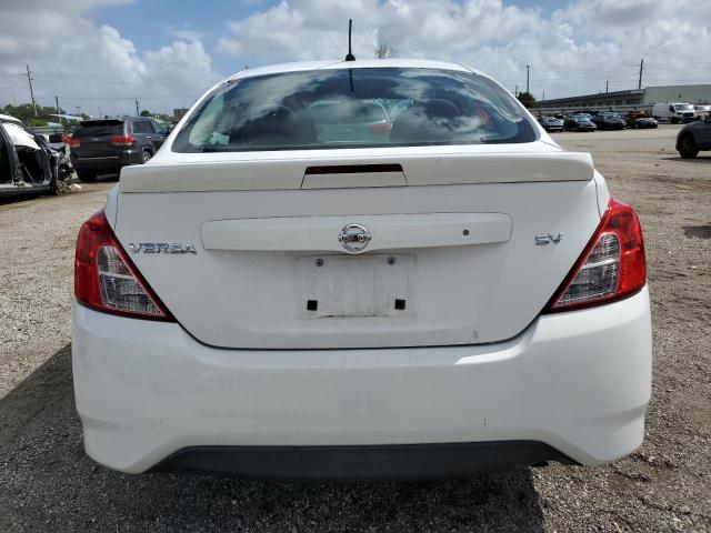  NISSAN VERSA 2018 Белый