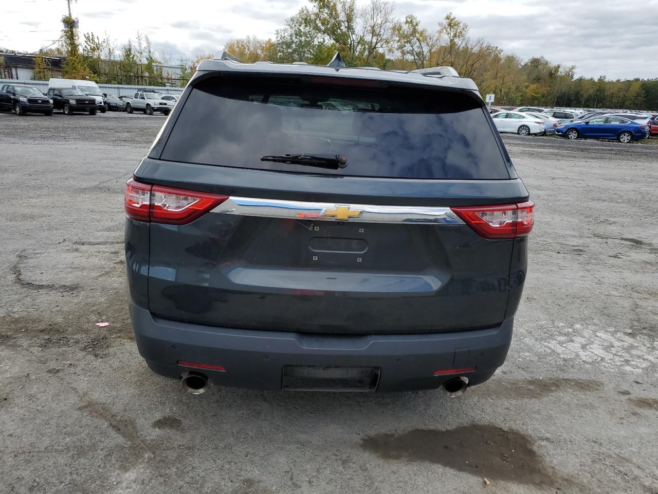 1GNEVGKW7JJ203553 2018 Chevrolet Traverse Lt