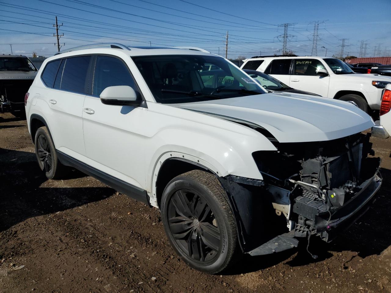 VIN 1V2MR2CA1JC576170 2018 VOLKSWAGEN ATLAS no.4