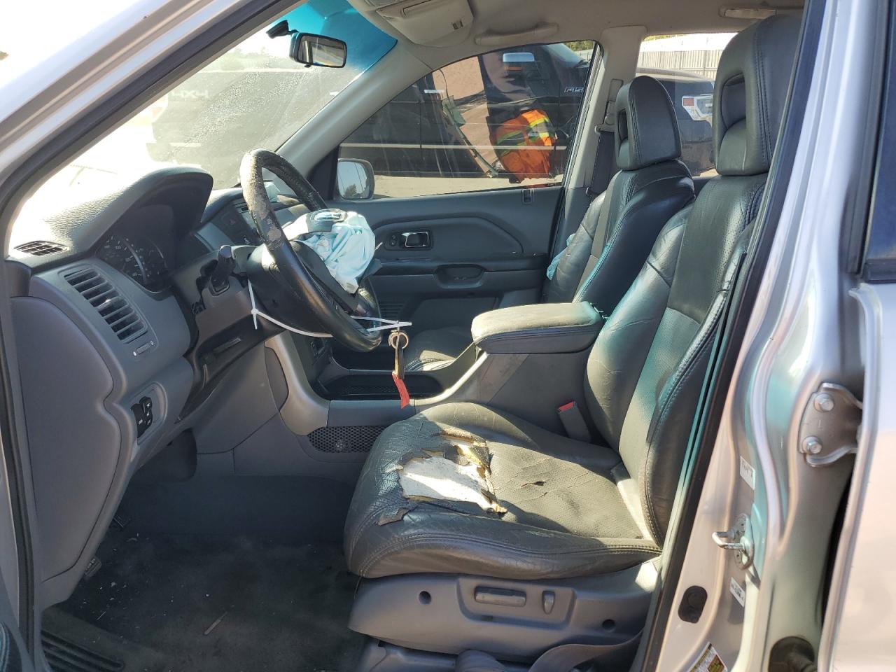 2004 Honda Pilot - Image 7