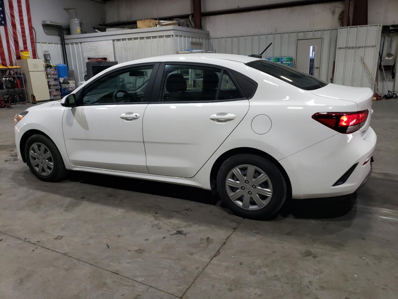2023 Kia Rio - Image 2