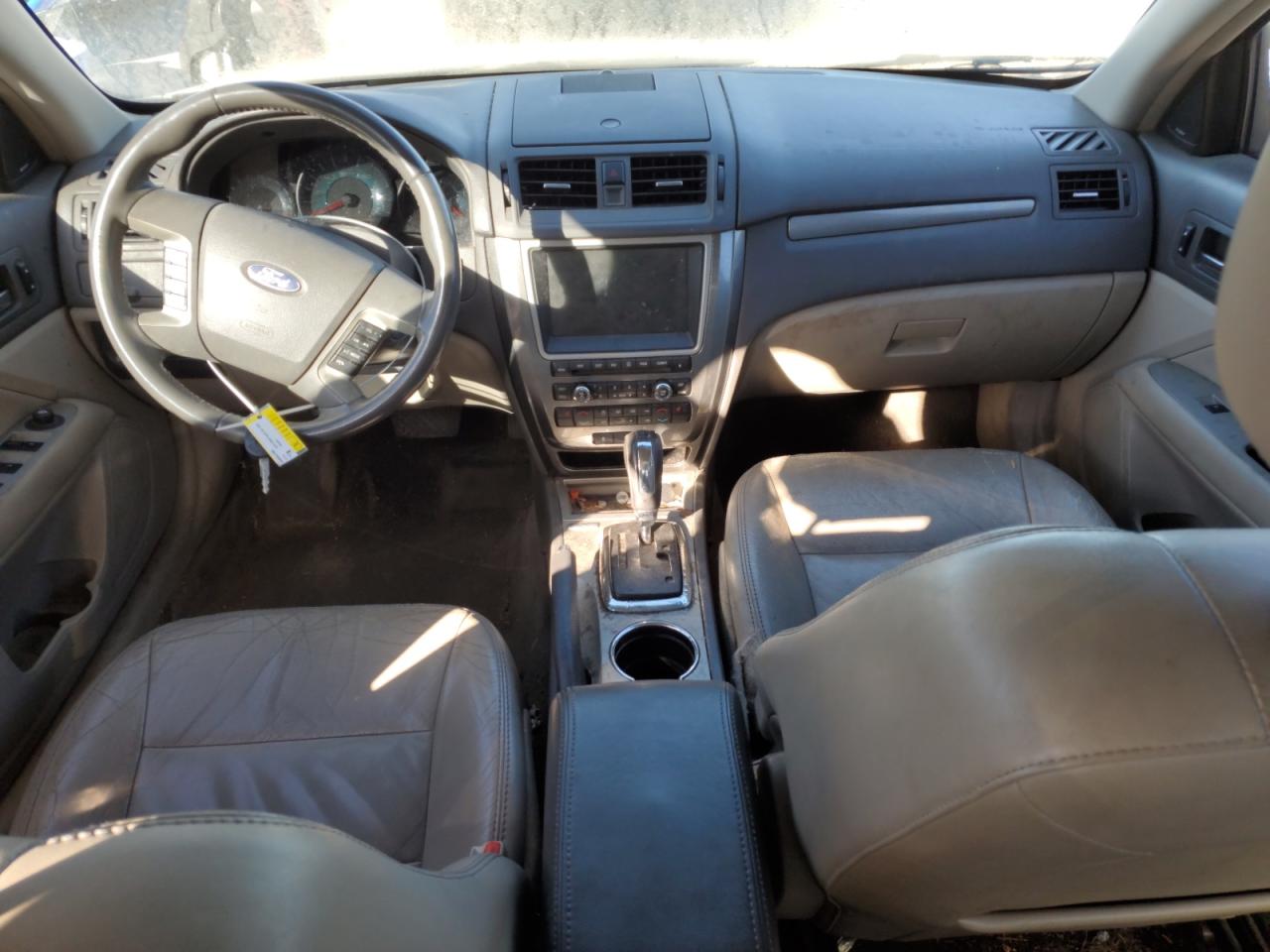 2010 Ford Fusion - Image 8