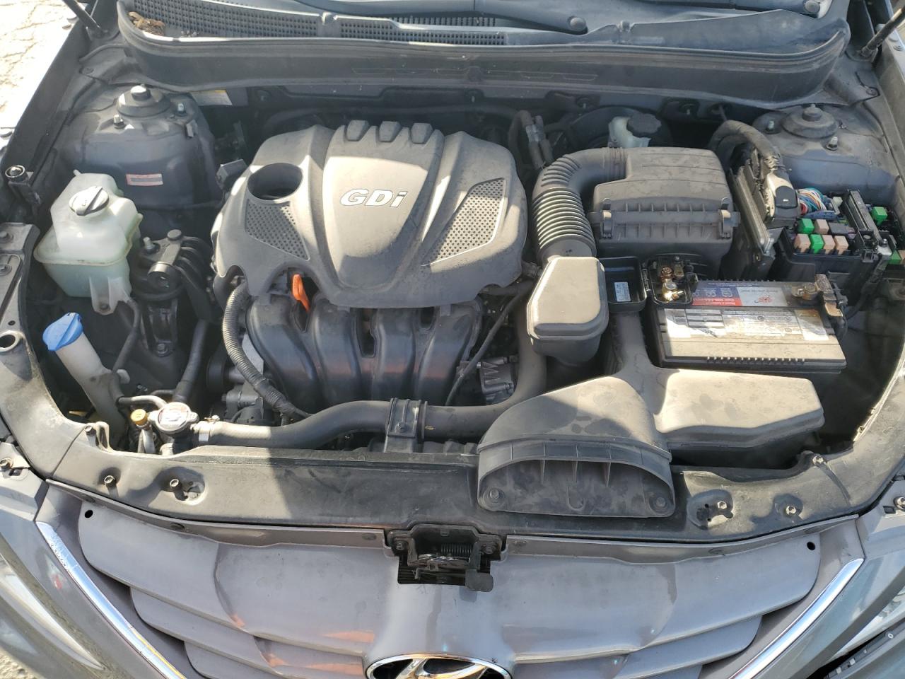 2013 Hyundai Sonata - Image 11