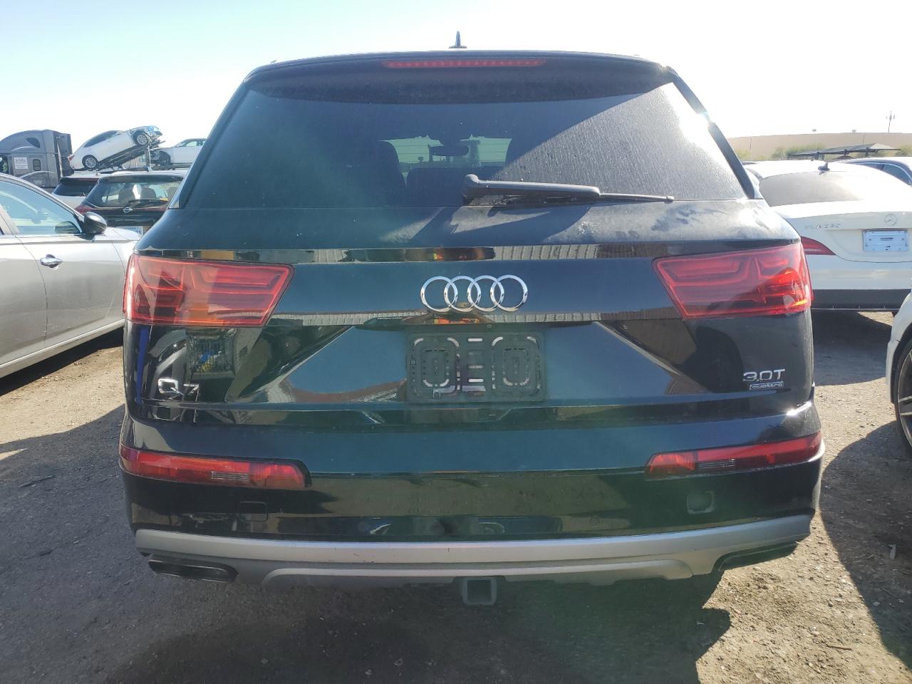 WA1LAAF76HD015718 2017 Audi Q7 Premium Plus