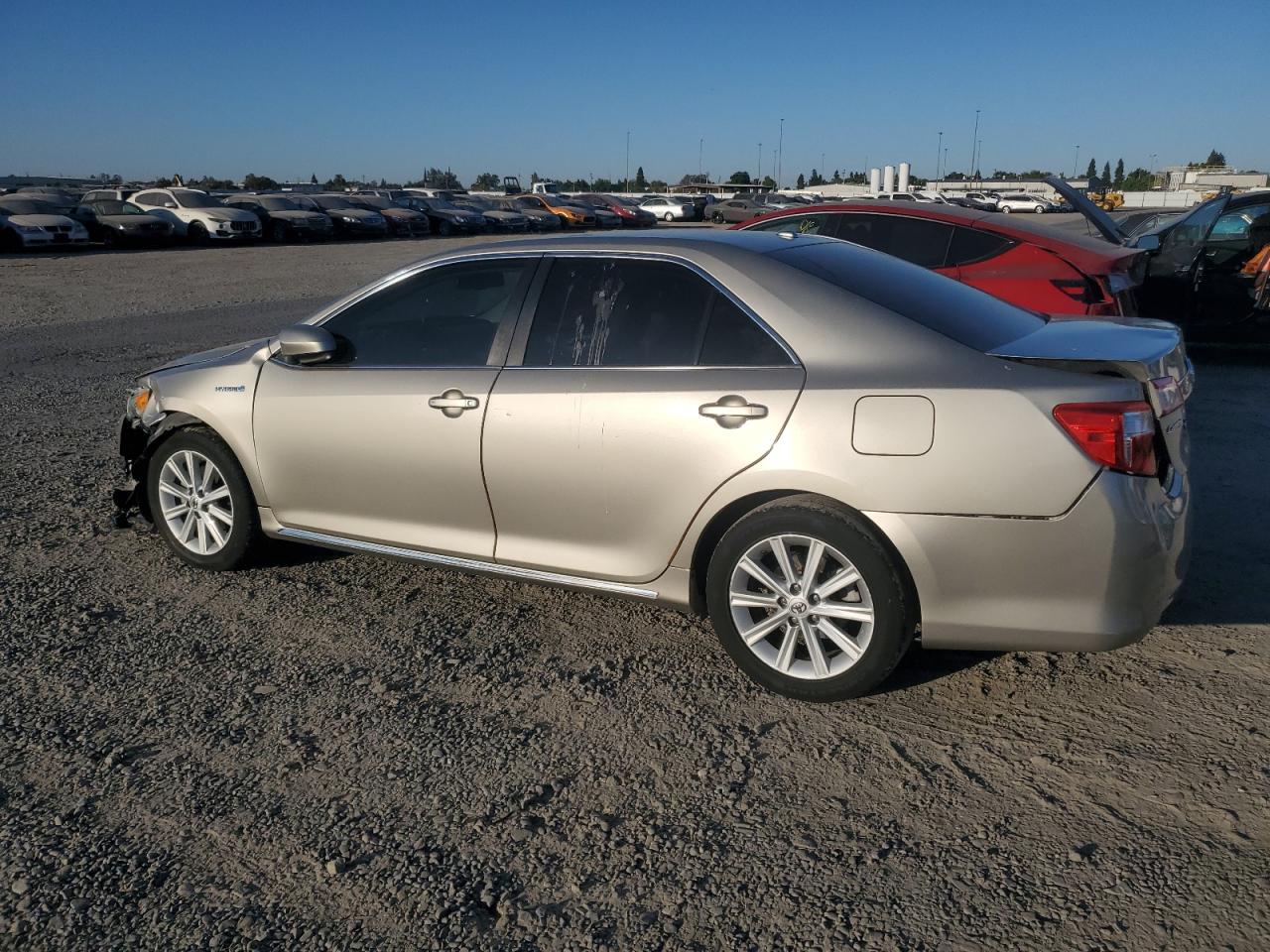 2014 Toyota Camry - Image 2