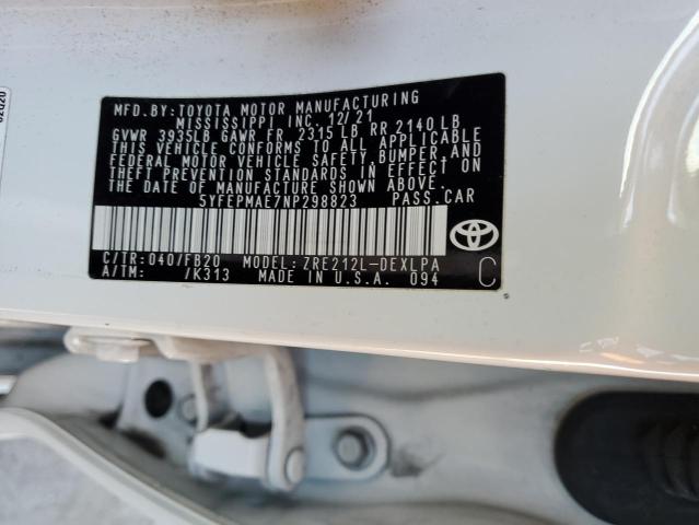 5YFEPMAE7NP298823 Toyota Corolla LE 12