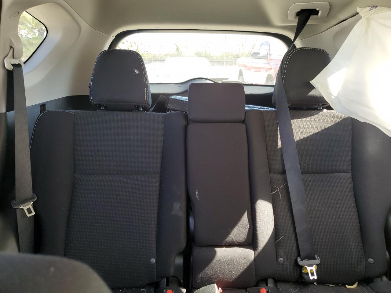 2016 Toyota RAV 4 - Image 10