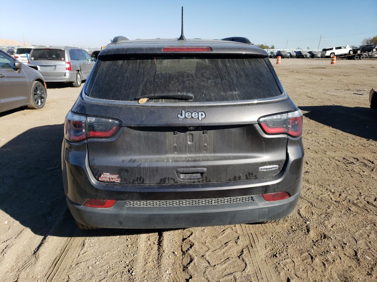 2019 Jeep Compass Latitude VIN: 3C4NJDBB8KT786984 Lot: 76158304