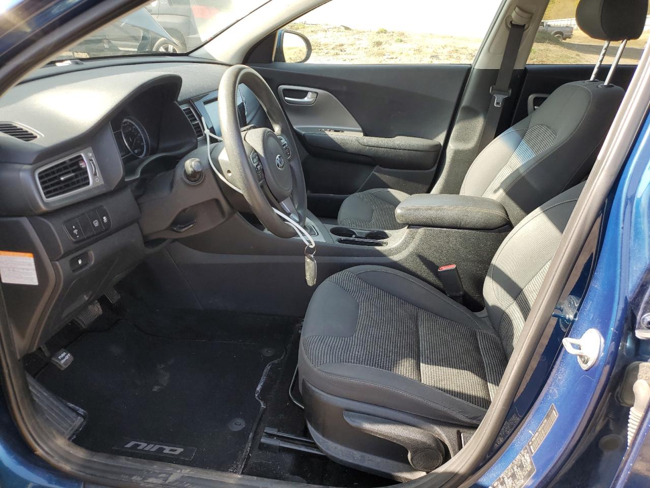 KNDCB3LCXK5242136 2019 Kia Niro Fe