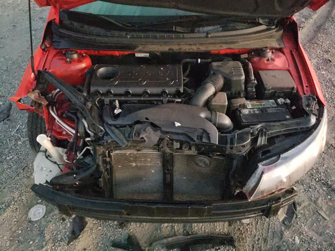 2013 Kia Forte - Image 13